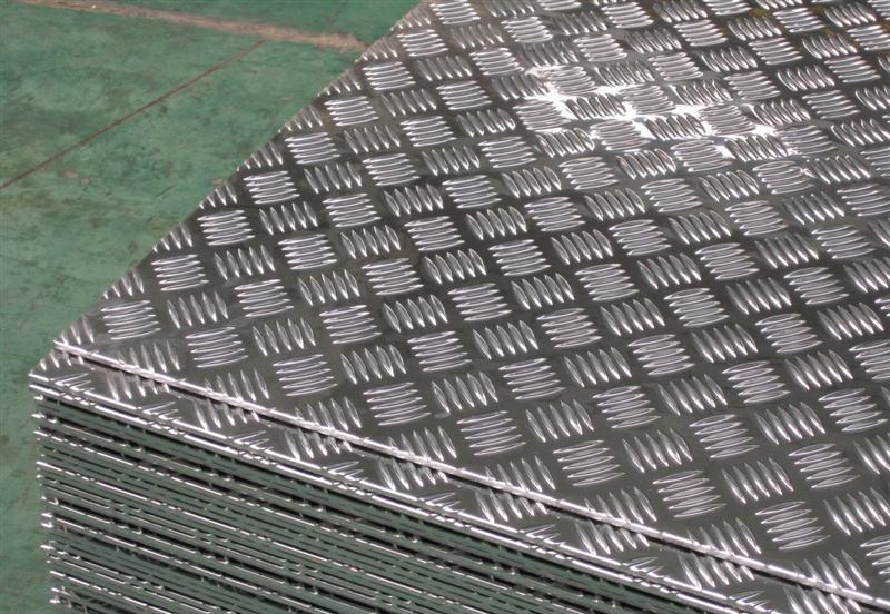 Widely Used Non-leakage 5052 Alloy Metal Aluminum Tread Sheet Plate